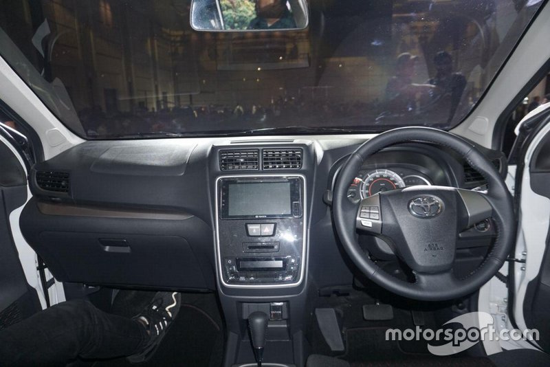 Kemudi Toyota New Avanza
