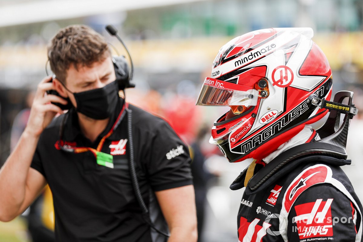 Kevin Magnussen, Haas F1, sulla griglia di partenza