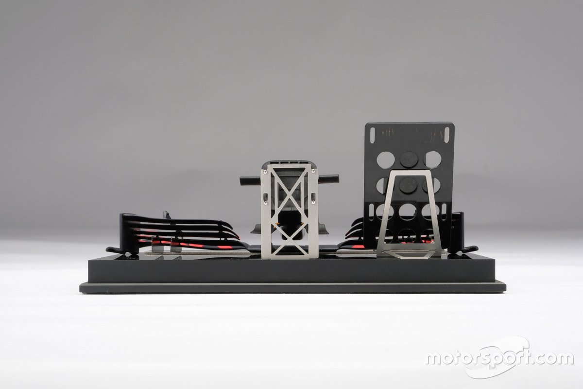 Amalgam RB15 neus schaal 1:12, Max Verstappen
