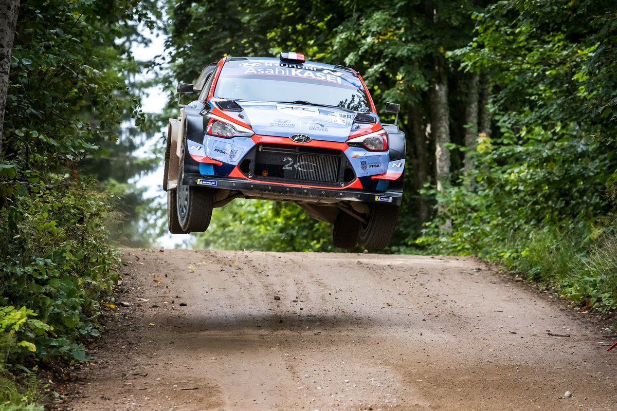 Pierre-Louis Loubet, Vincent Landais, Hyundai 2c Competition Hyundai i20 Coupe WRC