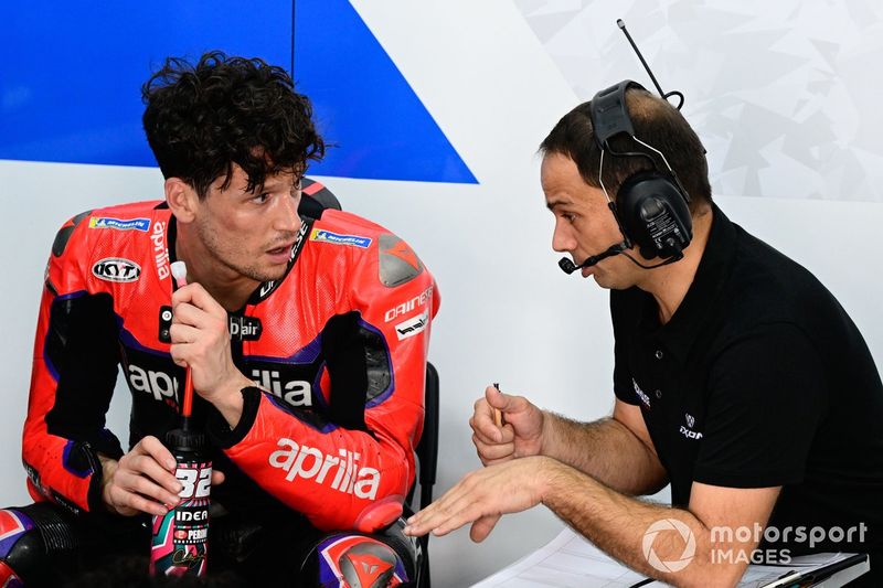 Lorenzo Savadori, Aprilia Racing Team