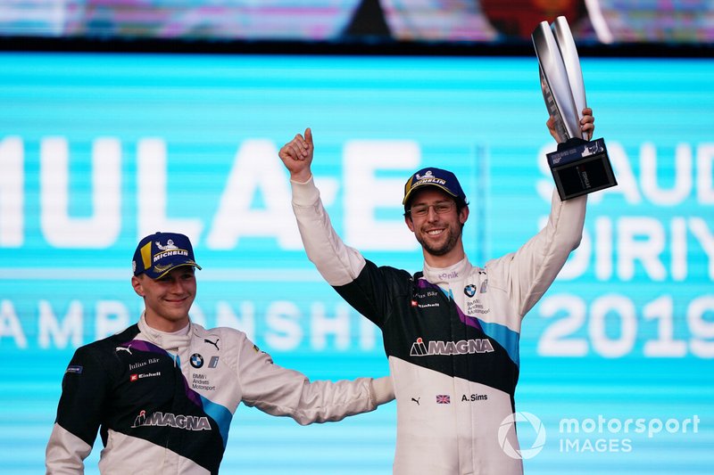 Maximilian Gunther, BMW I Andretti Motorsports, BMW iFE.20, Alexander Sims, BMW I Andretti Motorsports, BMW iFE.20, sul podio