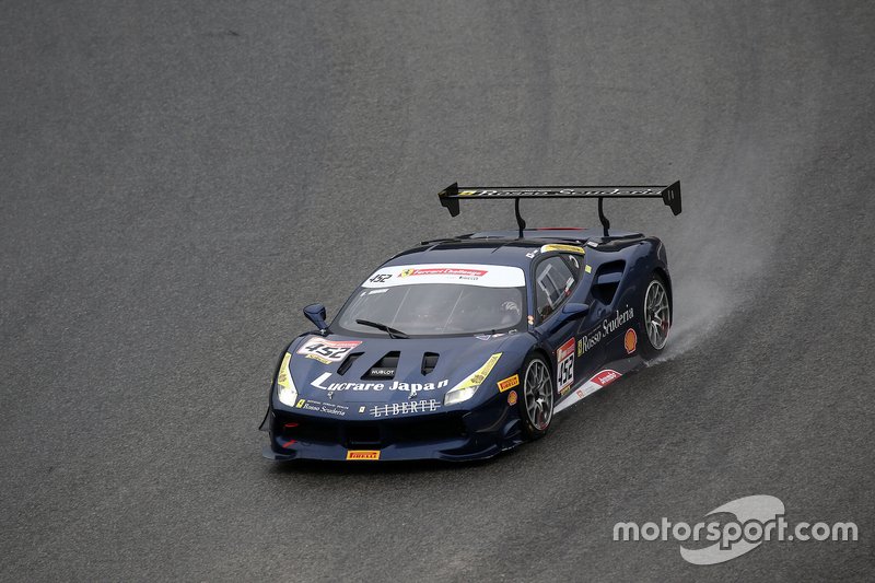 #452 Ferrari 488 Challenge, Rosso Scuderia: Nobuhiro Imada