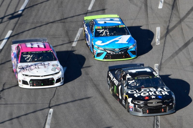 Kurt Busch, Chip Ganassi Racing, Chevrolet Camaro Global Poker, J.J. Yeley, Rick Ware Racing, Chevrolet Camaro GOTTA KILL IT TO HEAL IT, Martin Truex Jr., Joe Gibbs Racing, Toyota Camry Auto Owners Insurance