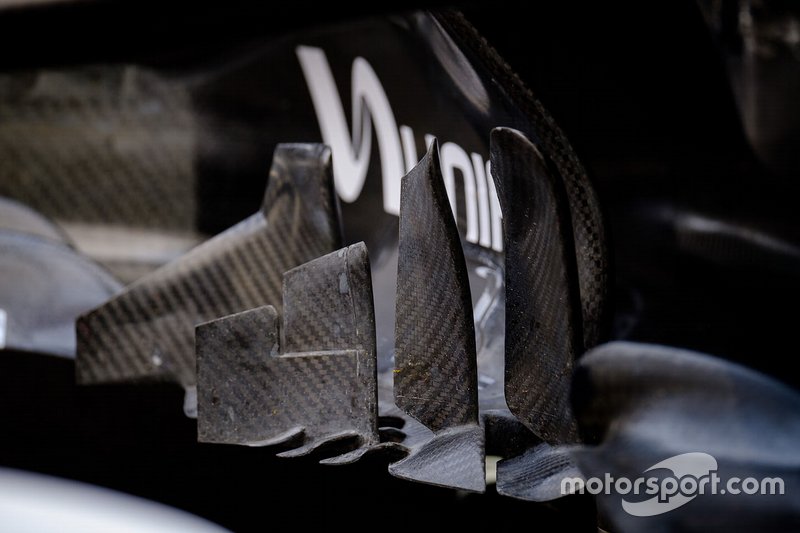 Mercedes AMG F1 W10 dettaglio del sidepod