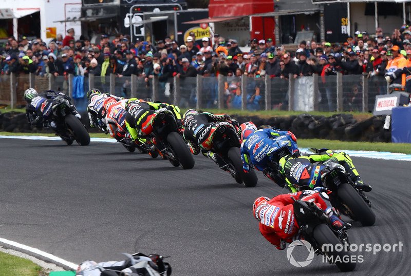 Maverick Vinales, Yamaha Factory Racing leads