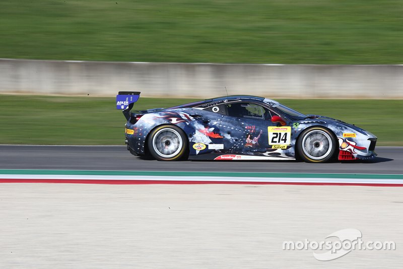#214 Ferrari 488 Challenge, Ferrari of Newport Beach: Brent Holden