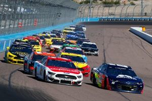 Alex Bowman, Hendrick Motorsports, Chevrolet Camaro Axalta, Matt DiBenedetto, Wood Brothers Racing, Ford Mustang Motorcraft/Quick Lane