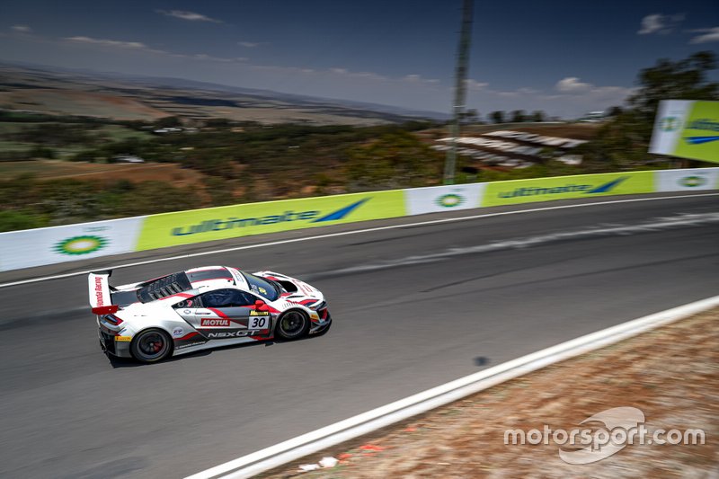 #30 Honda Racing Team JAS Honda NSX GT3: Dane Cameron, Renger Van Der Zande, Mario Farnbacher