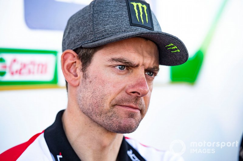 Cal Crutchlow: "En las salidas, ahora diría que los pilotos de Ducati porque tienen ese dispositivo para salir mejor"