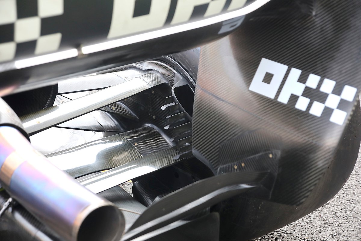 McLaren MCL36: Hinterrad-Aufhängung