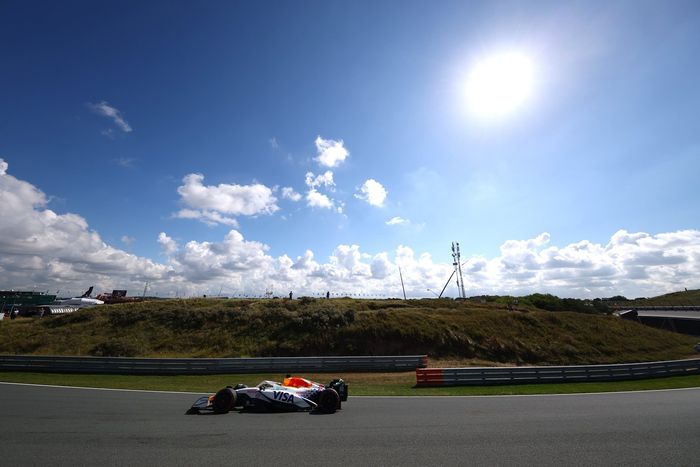 Isack Hadjar, Equipo Racing Bulls