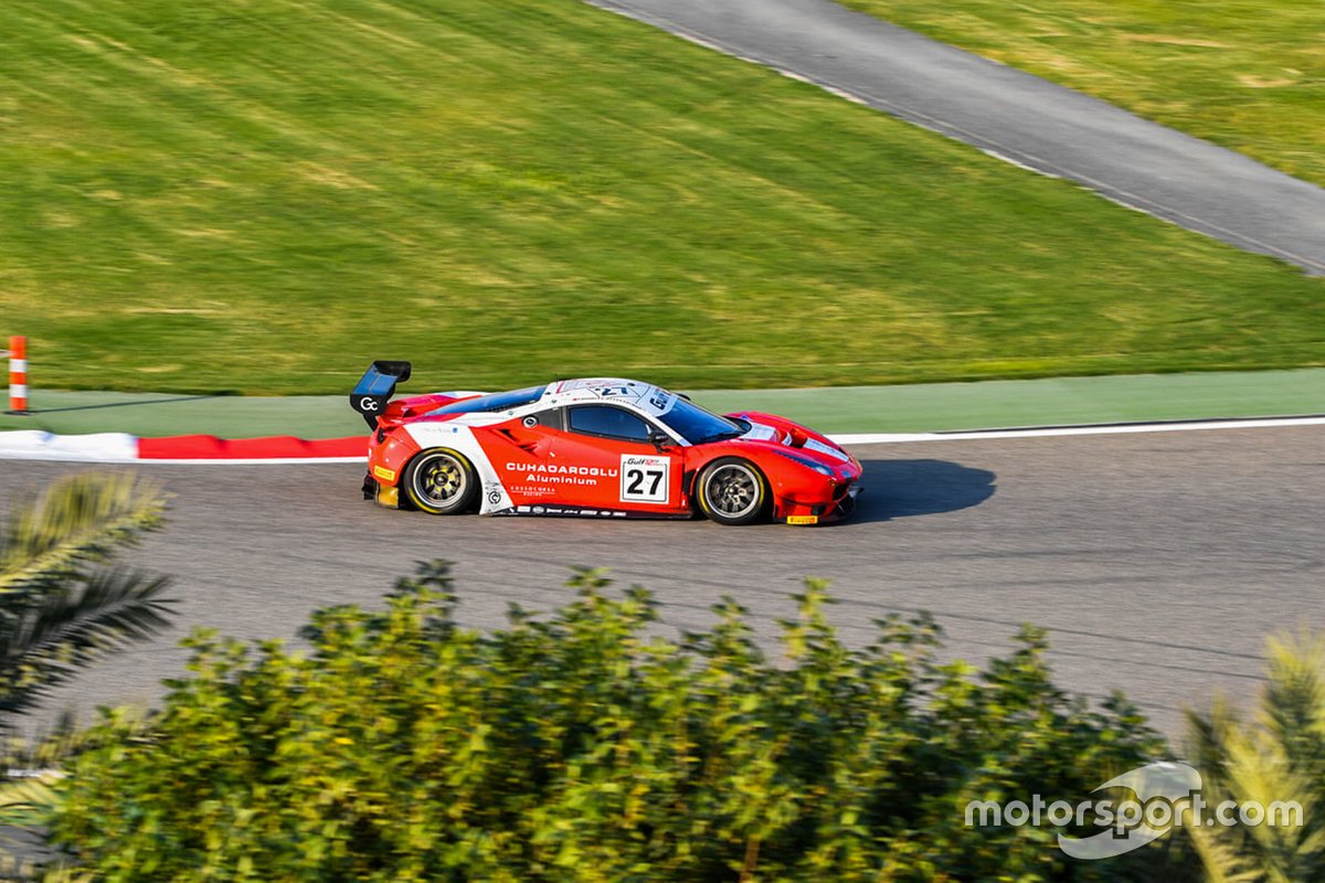 #27 Kessel Racing, Ferrari 488 GT3: Murat Cuhadaroglu, Francesco Zollo, David Fumanelli, Emanuele Maria Tabacchi