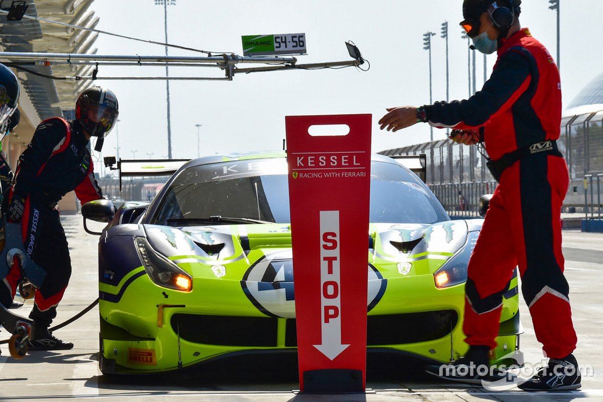 #46 Kessel Racing Monster VR46, Ferrari 488 GT3: Valentino Rossi, Alessio Salucci, Luca Marini