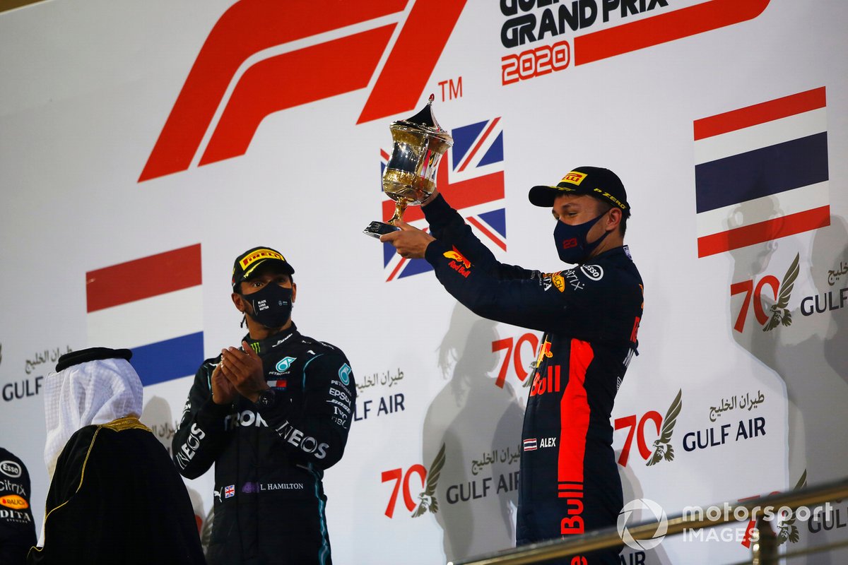 Podio: tercer lugar Alex Albon, Red Bull Racing