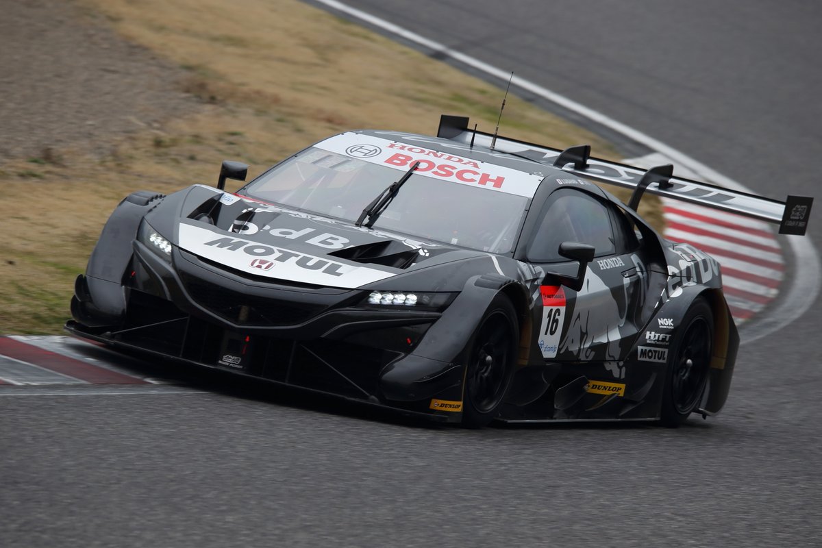 #16 Red Bull MOTUL MUGEN NSX-GT