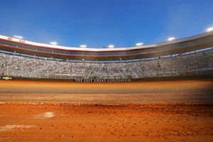 General view of the dirt track