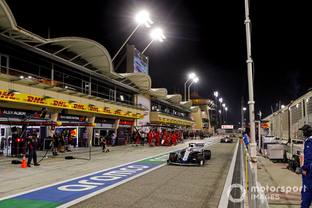 George Russell, Williams FW43, Kimi Raikkonen, Alfa Romeo Racing C39
