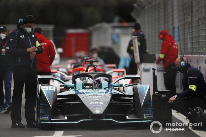 Tom Blomqvist, NIO 333, NIO 333 001, en la parrilla