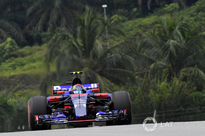 14. Carlos Sainz Jr., Scuderia Toro Rosso STR12