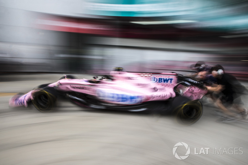 Latihan pit stop Force India