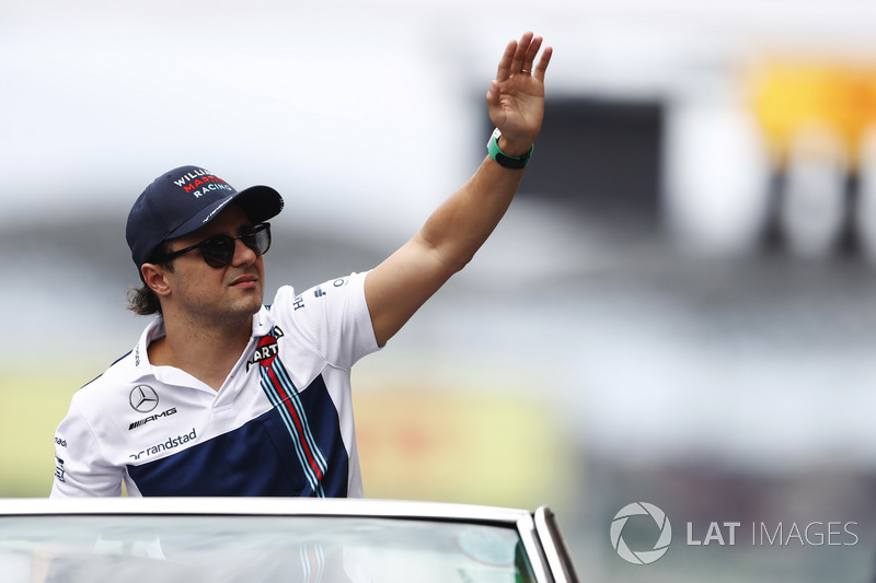 Felipe Massa, Williams, waves on the drivers parade