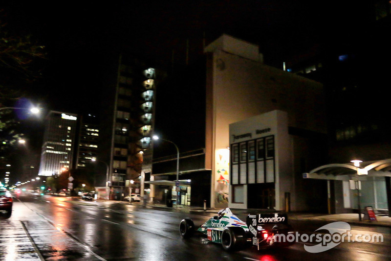 A Benetton F1 car in the streets of Adelaide