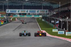 Lewis Hamilton, Mercedes-Benz F1 W08  and Max Verstappen, Red Bull Racing RB13 battle