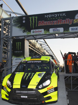 Valentino Rossi, Carlo Cassina, Ford Fiesta