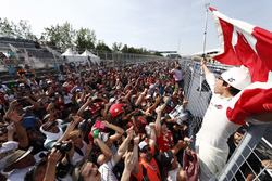 Lance Stroll, Williams, celebrates his first points, fans