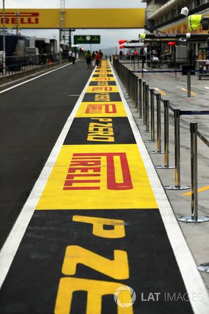 Pit lane