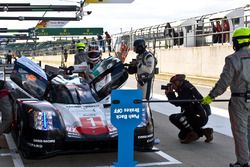 #1 Porsche Team Porsche 919 Hybrid: Neel Jani, Andre Lotterer, Nick Tandy