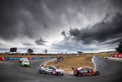 Jamie Whincup, Triple Eight Race Engineering Holden, Craig Lowndes, Triple Eight Race Engineering Holden