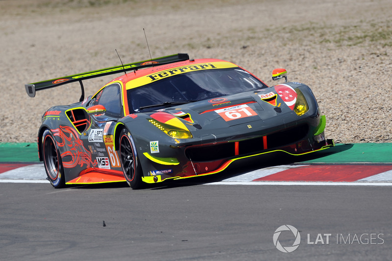 5. LMGTE-Am: #61 Clearwater Racing, Ferrari 488 GTE