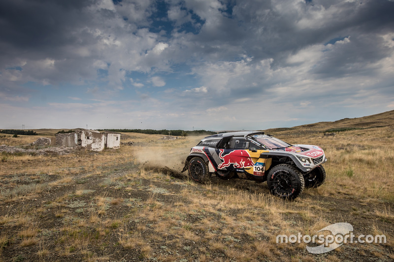 #104 Peugeot Sport Peugeot 3008 DKR: Sébastien Loeb, Daniel Elena