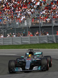Lewis Hamilton, Mercedes-Benz F1 W08