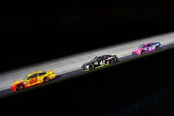 Джой Логано, Team Penske Ford, Курт Буш, Stewart-Haas Racing Ford и Даника Патрик, Stewart-Haas Raci