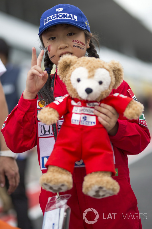 Fan and bear