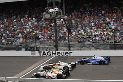 Ed Jones, Dale Coyne Racing Honda Helio Castroneves, Team Penske Chevrolet Takuma Sato, Andretti Autosport Honda