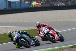 Valentino Rossi, Yamaha Factory Racing, Danilo Petrucci, Pramac Racing
