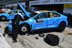 Mecánico del Volvo de Thed Bjork, Polestar Racing