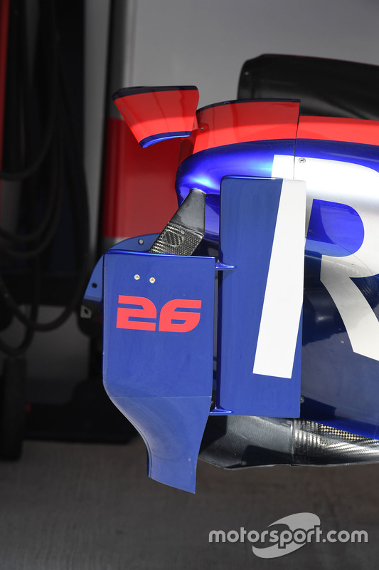 Scuderia Toro Rosso STR12