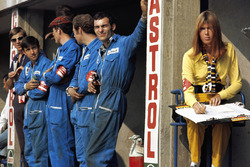 Marta mechanics and Jackie Stewart's wife Helen