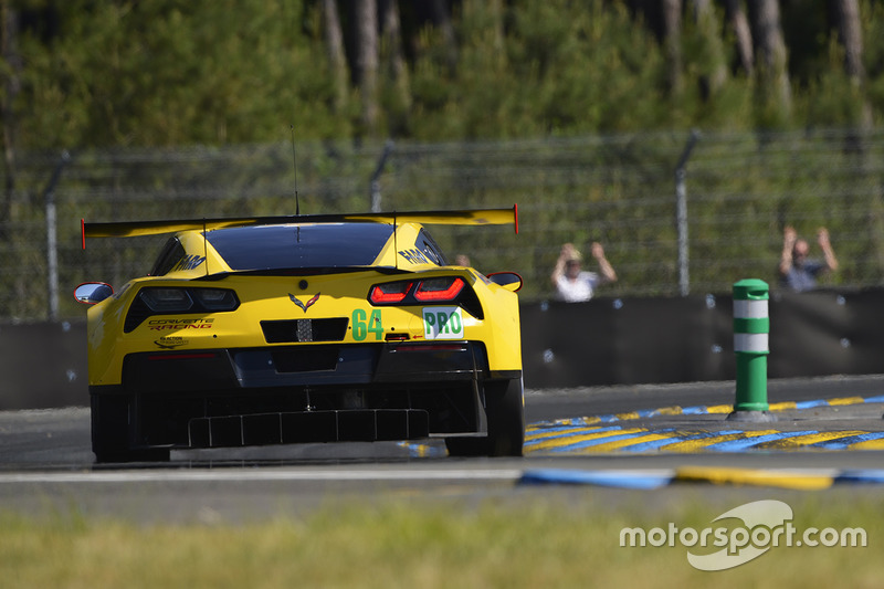 #64 Corvette Racing Corvette C7.R: Oliver Gavin, Tommy Milner, Marcel Fassler