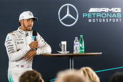 Lewis Hamilton, Mercedes AMG F1 W08
