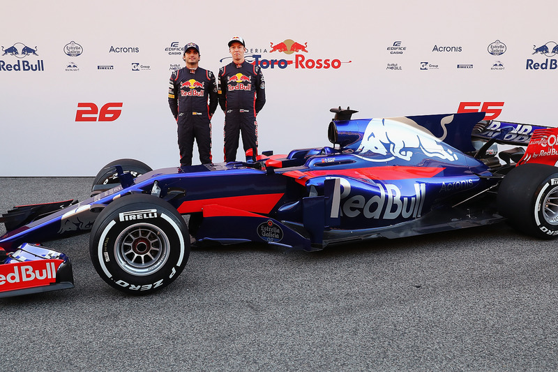 Daniil Kvyat, Scuderia Toro Rosso et Carlos Sainz Jr., Scuderia Toro Rosso avec la Scuderia Toro Rosso STR12