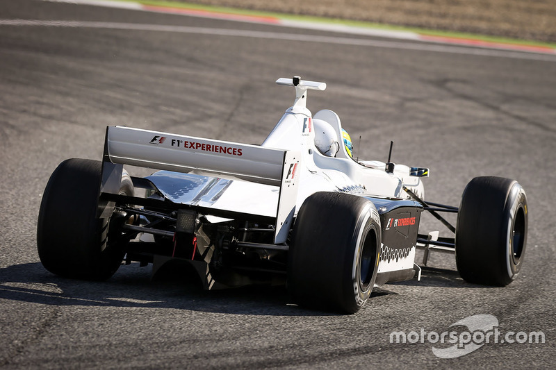 Zsolt Baumgartner, F1 Experiences 2-Seater driver