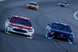 Martin Truex Jr., Furniture Row Racing, Toyota; Ryan Blaney, Wood Brothers Racing, Ford