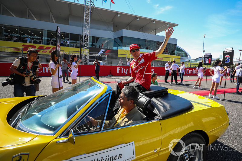 Kimi Raikkonen, Ferrari on the drivers parade