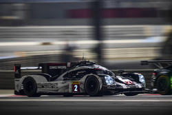 #2 Porsche Team Porsche 919 Hybrid: Romain Dumas, Neel Jani, Marc Lieb